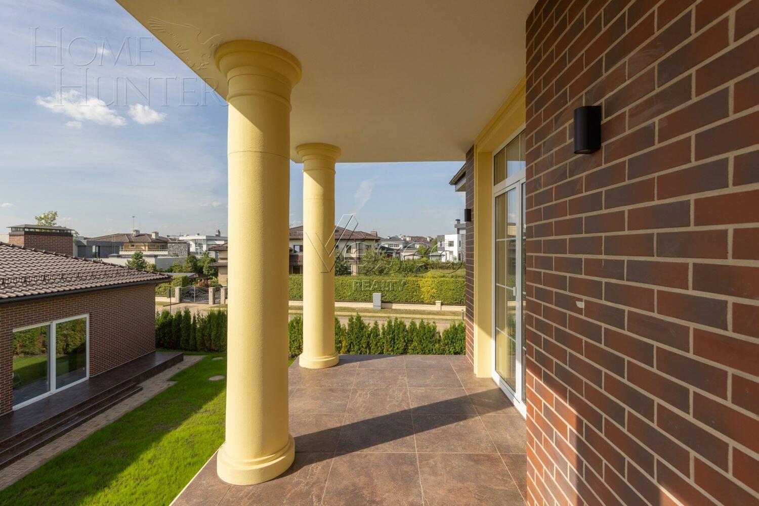 2-этажный коттедж 900 м² с отделкой