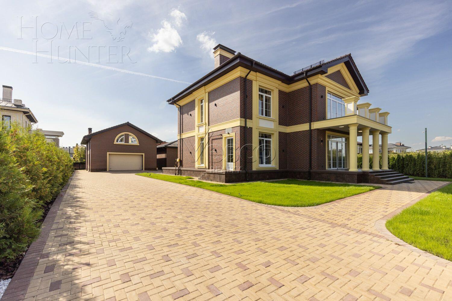 2-этажный коттедж 900 м² с отделкой