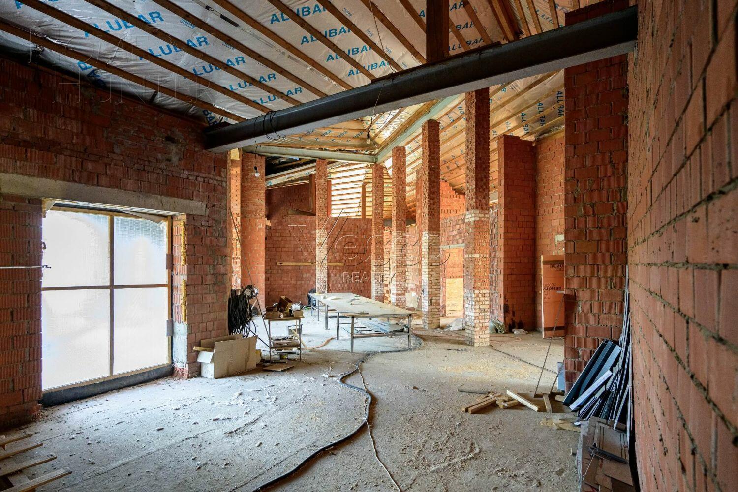 1-этажный коттедж 611 м² без отделки