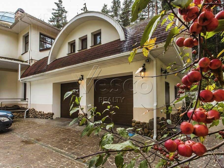 2-этажный коттедж 850 м² с отделкой