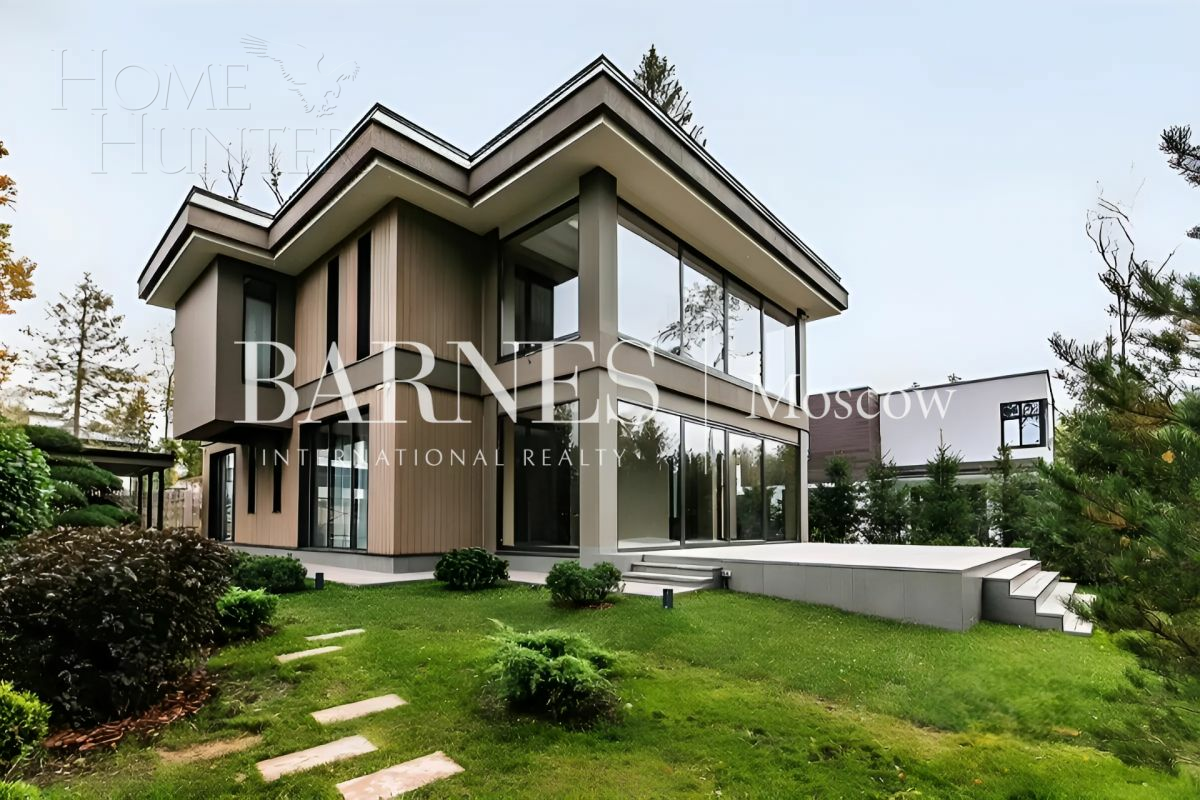 2-этажный коттедж 320 м² с отделкой