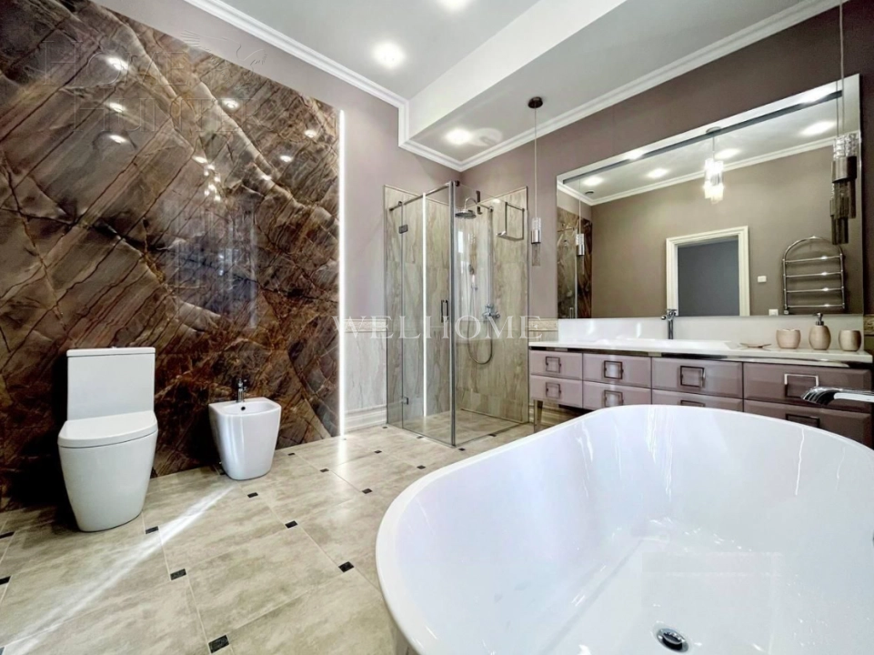 3-этажный коттедж 1 440 м² с отделкой