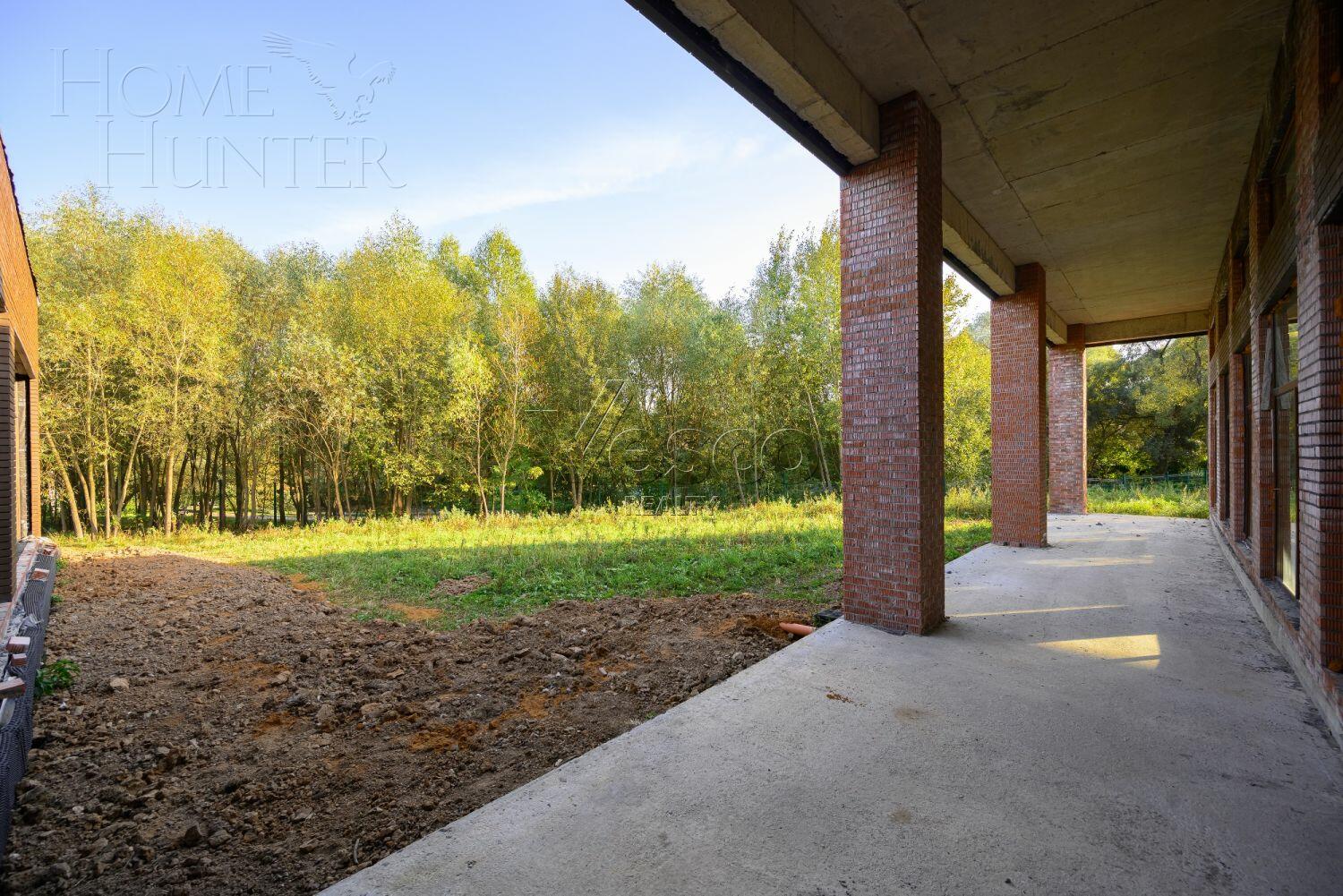 2-этажный коттедж 1 170 м² без отделки