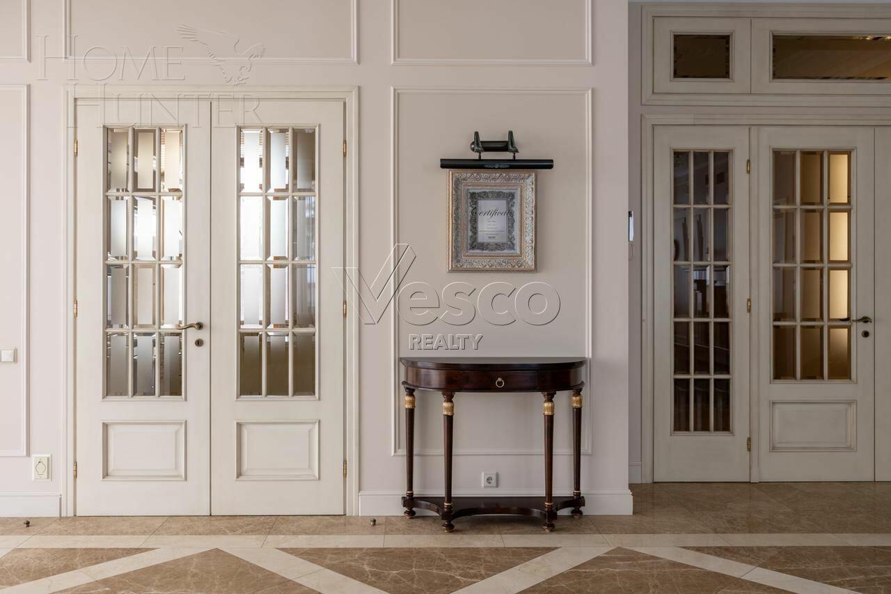 2-этажный коттедж 959 м² с отделкой