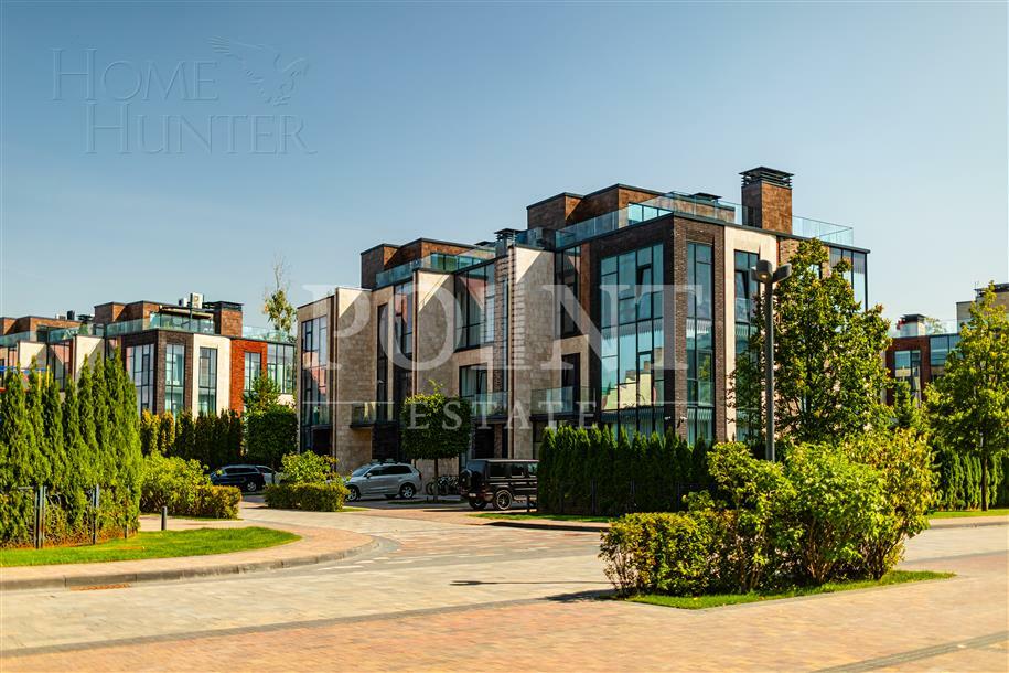 3-этажный таунхаус 311 м² без отделки