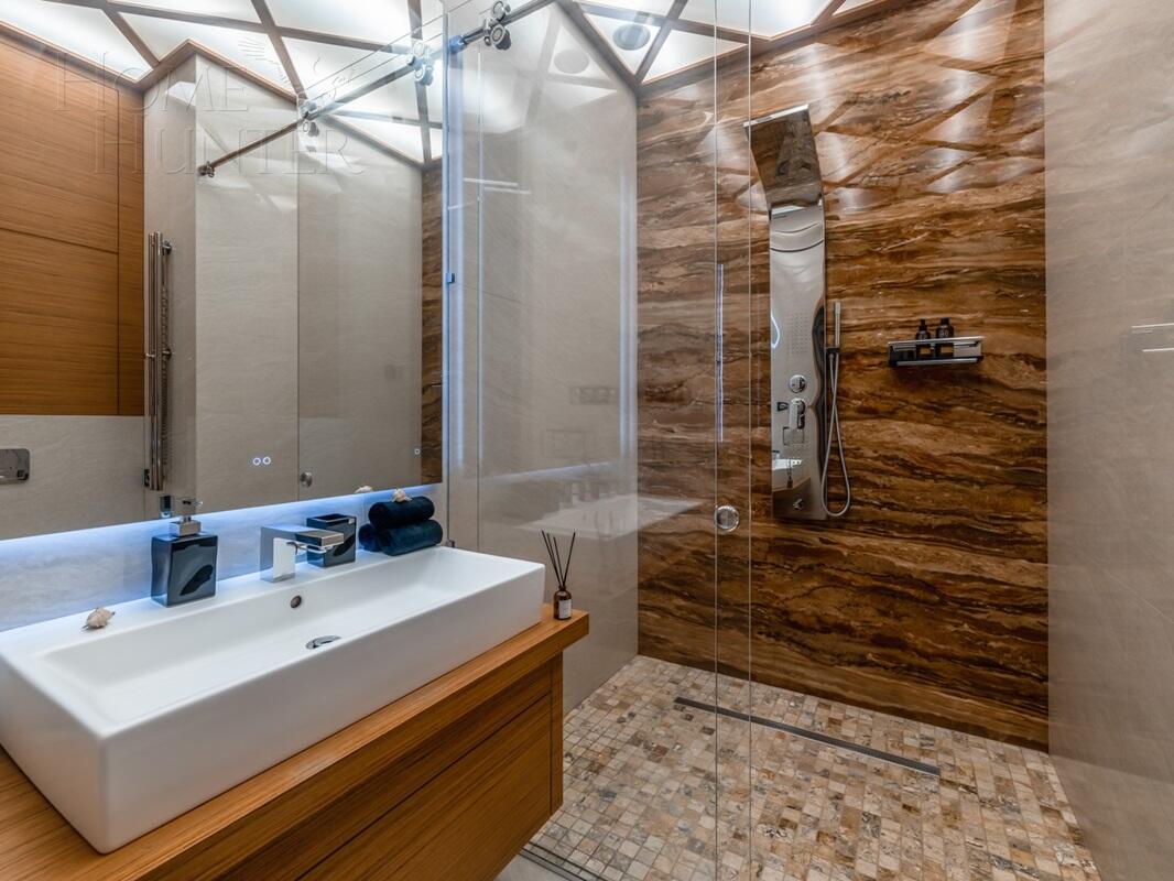 3-КОМН. КВАРТИРА С ОТДЕЛКОЙ 130 М² НА 2 ЭТАЖЕ