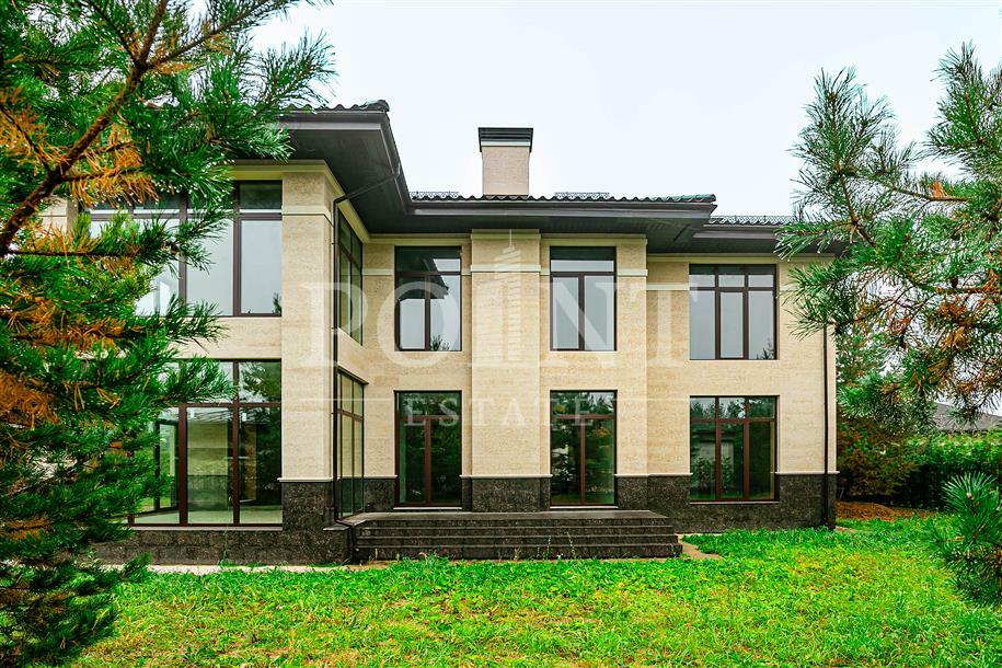 2-этажный коттедж 400 м² без отделки