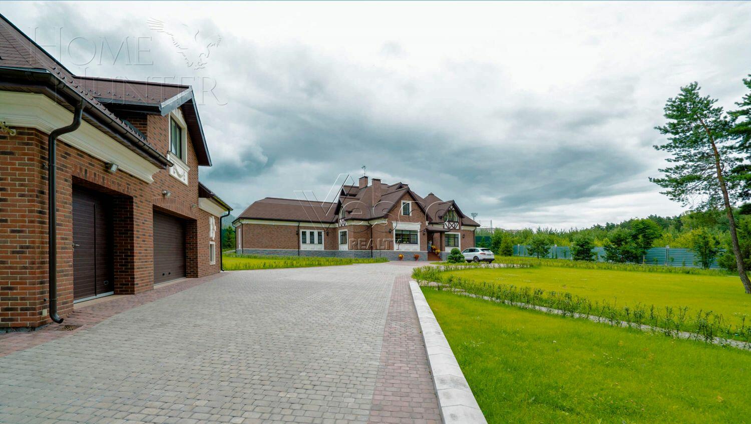 2-этажный коттедж 1 063 м² с отделкой