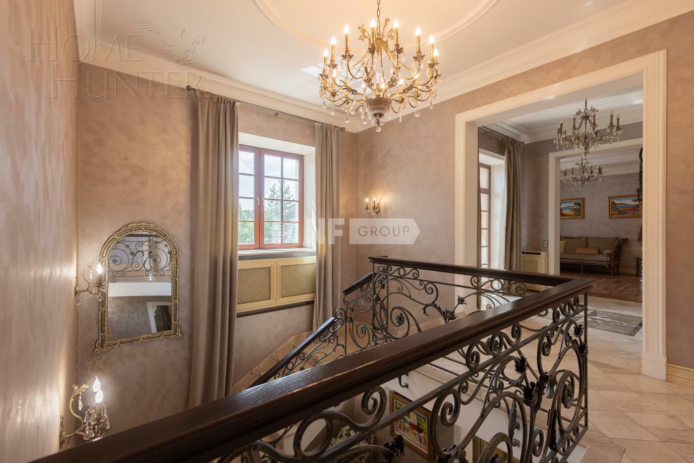 2-этажный коттедж 1 400 м² с отделкой
