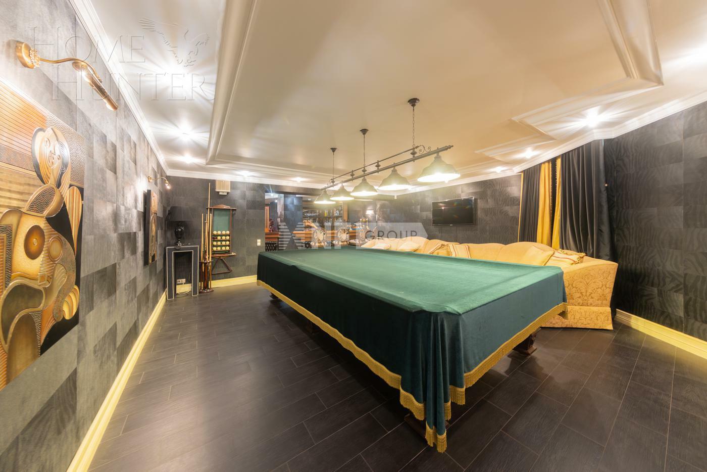 2-этажный коттедж 1 400 м² с отделкой