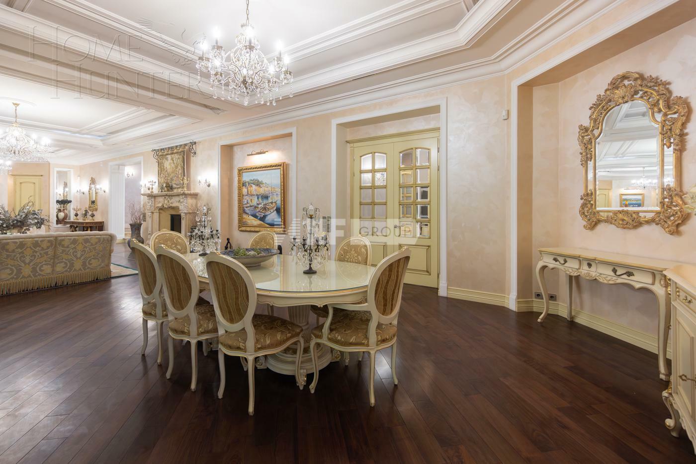 2-этажный коттедж 1 400 м² с отделкой