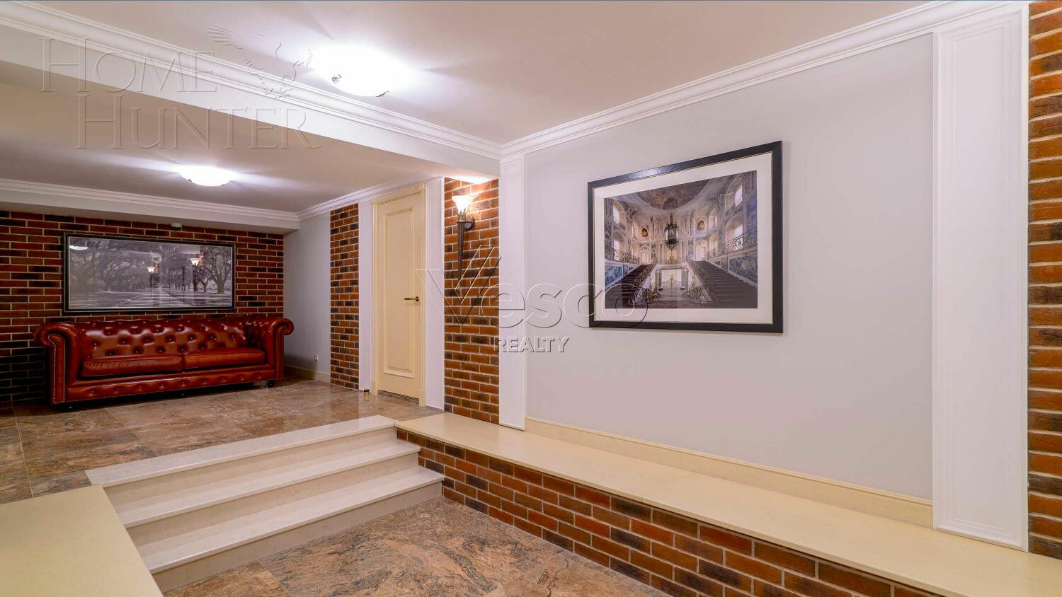 2-этажный коттедж 1 063 м² с отделкой