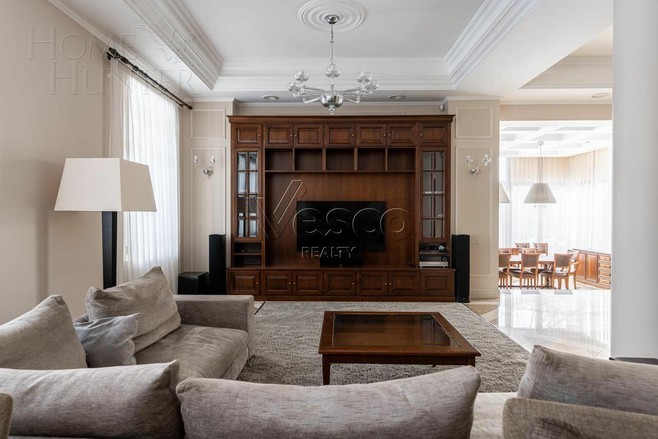 2-этажный коттедж 959 м² с отделкой