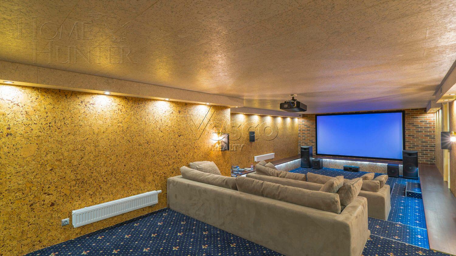 2-этажный коттедж 1 063 м² с отделкой