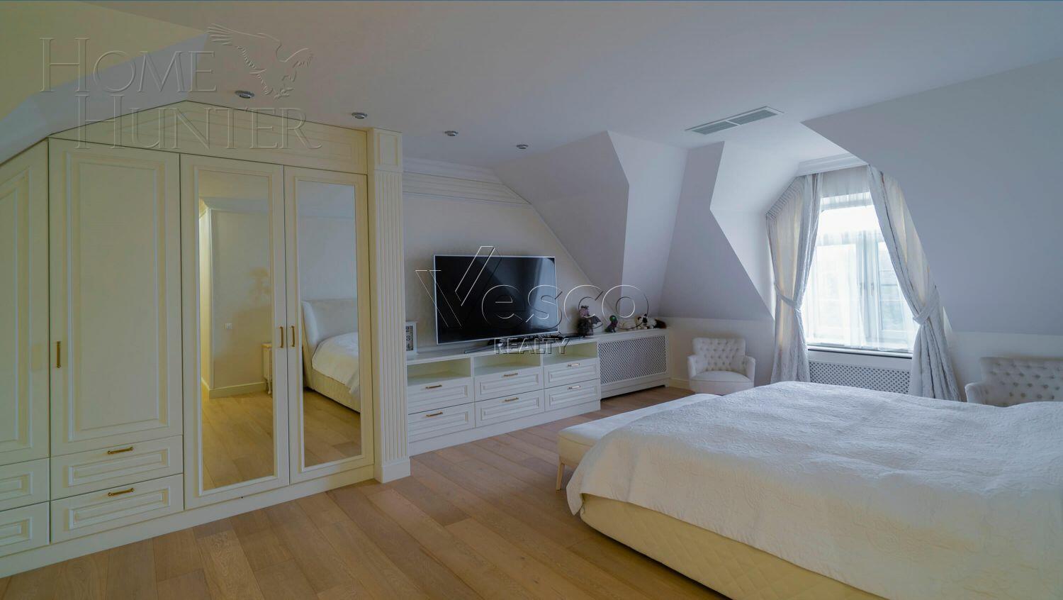 2-этажный коттедж 1 063 м² с отделкой