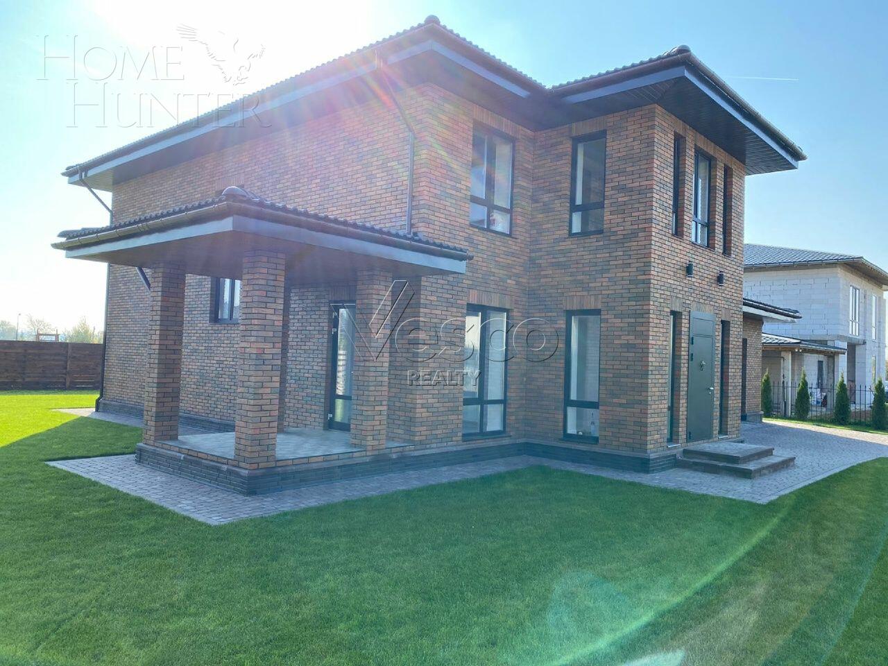 2-этажный коттедж 306 м² с отделкой