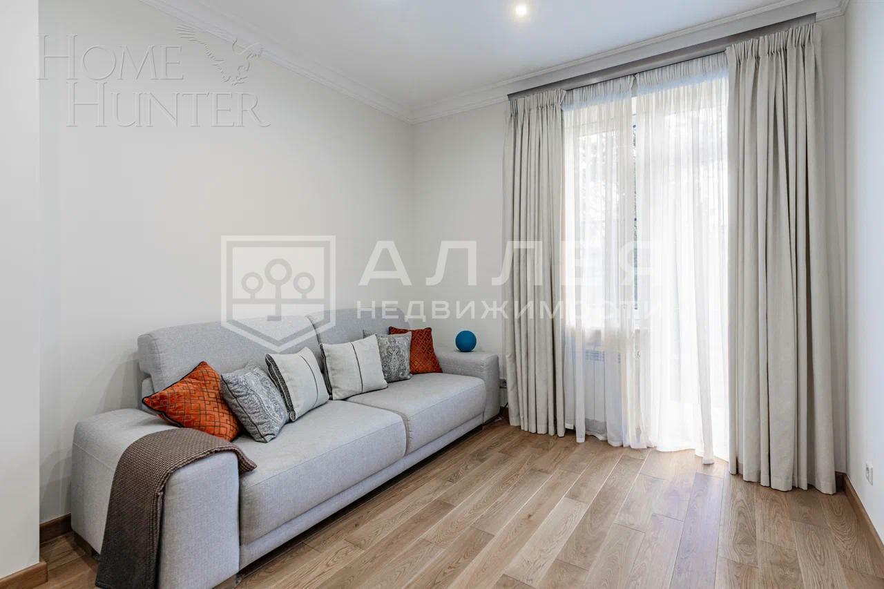 2-этажный таунхаус 317 м² с отделкой