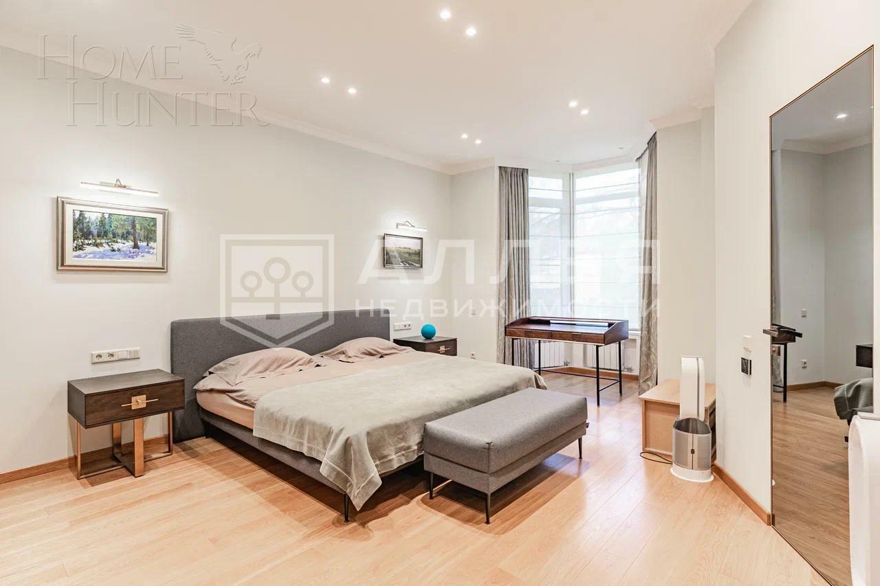 2-этажный таунхаус 317 м² с отделкой