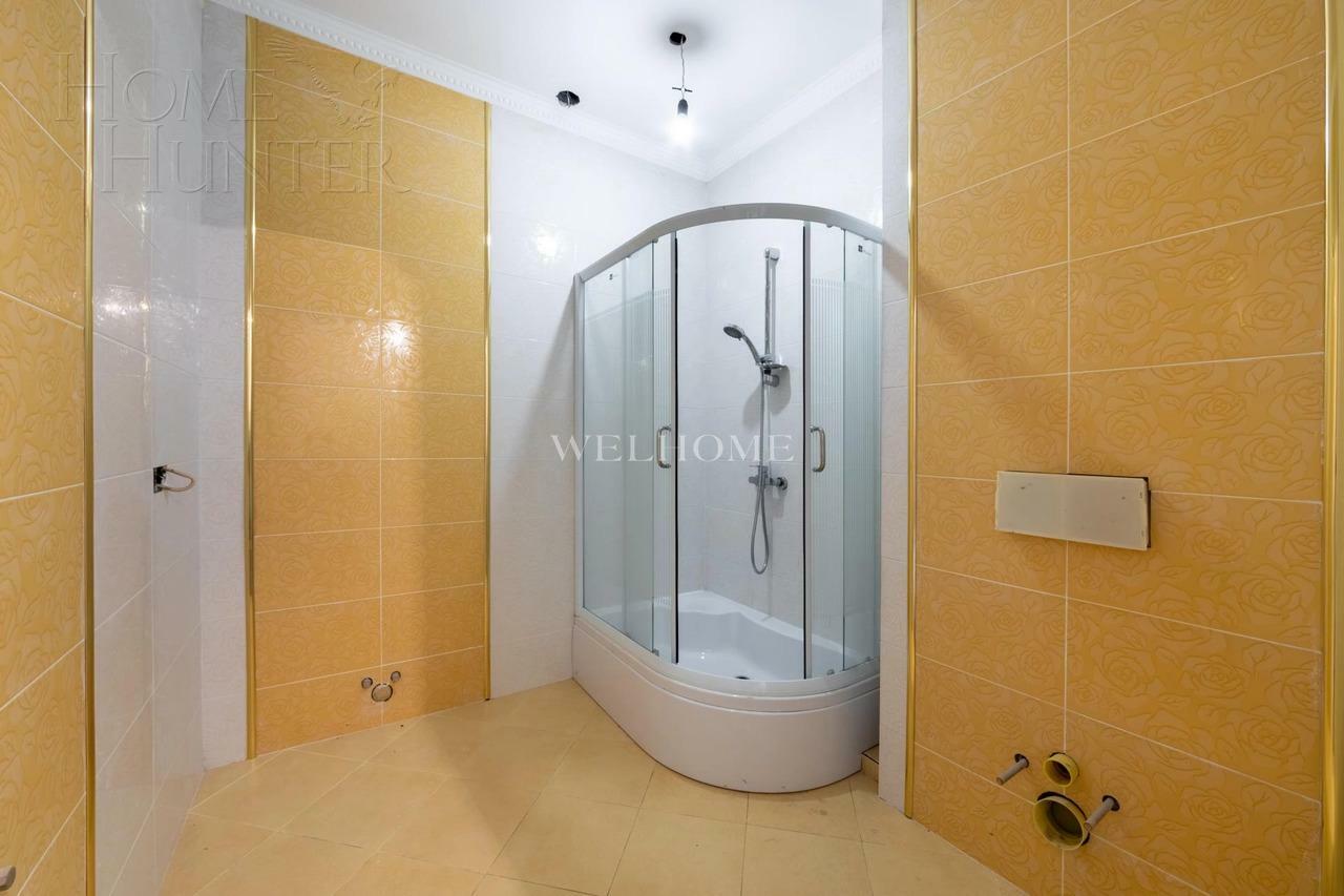 2-этажный коттедж 1 000 м² с отделкой