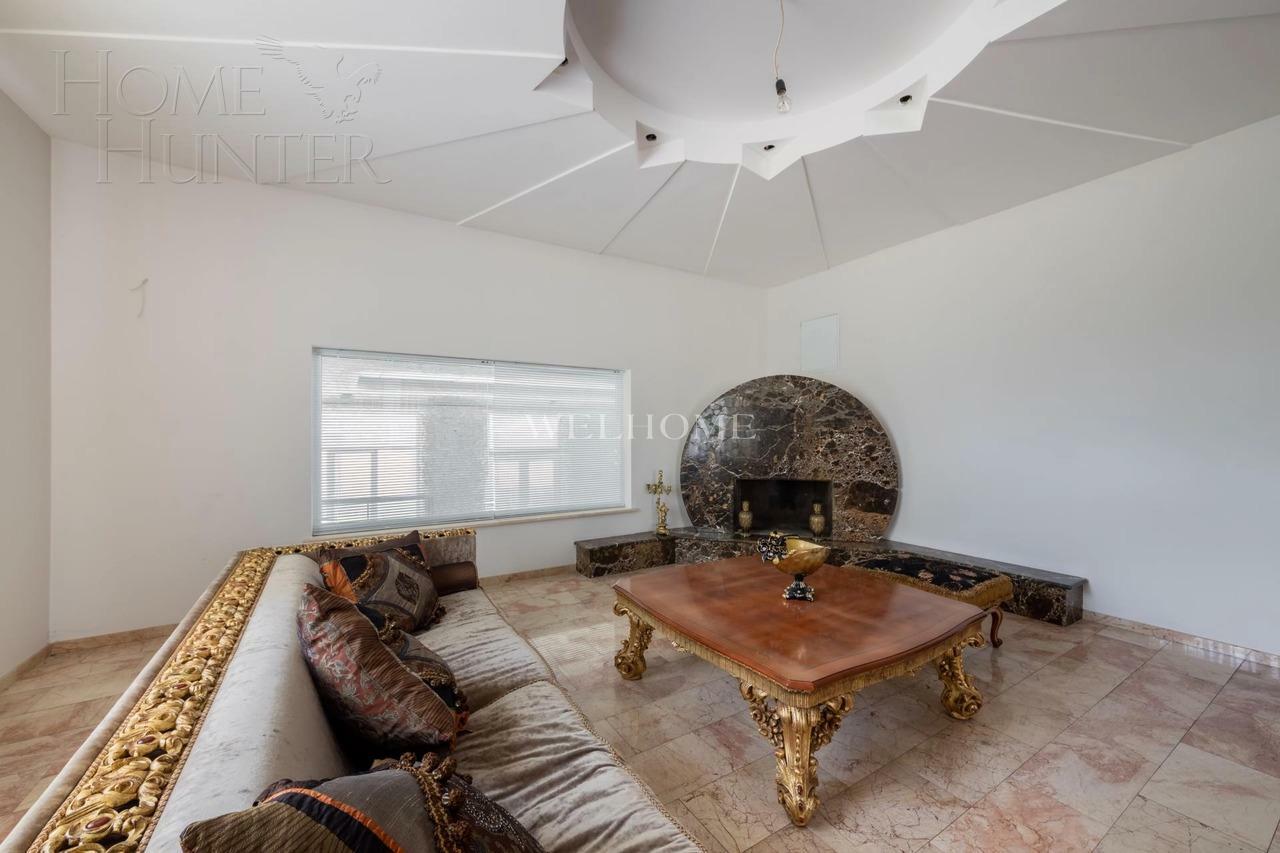 2-этажный коттедж 1 000 м² с отделкой