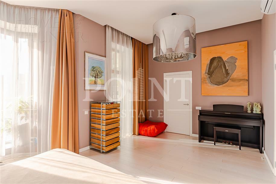 2-этажный таунхаус 220 м² с отделкой