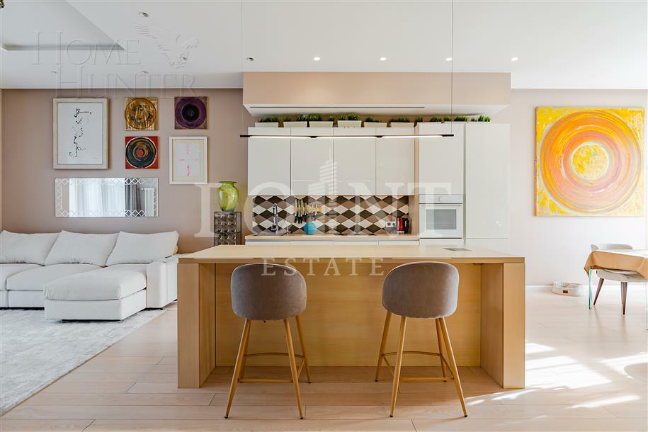 2-этажный таунхаус 220 м² с отделкой