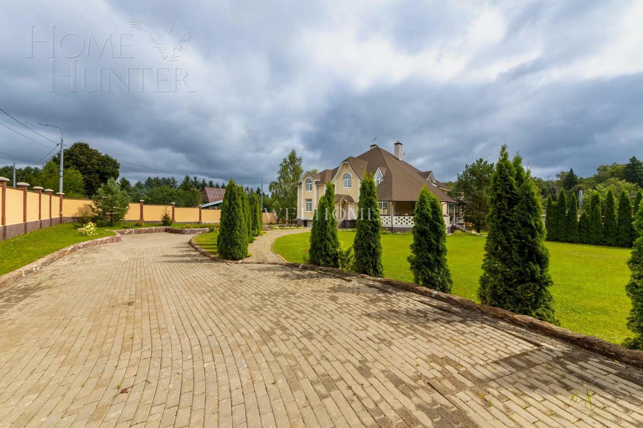 2-этажный коттедж 1 000 м² с отделкой