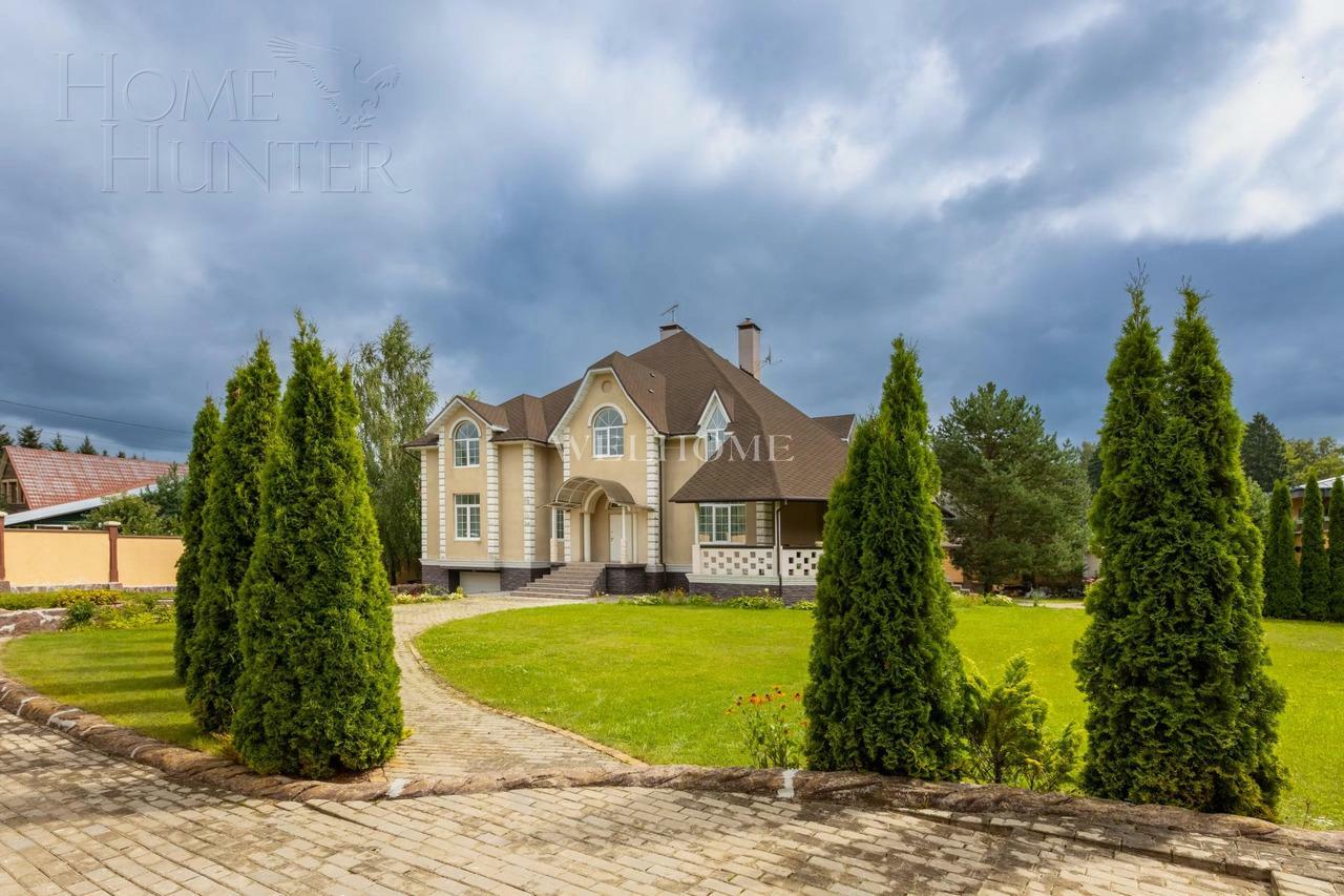 2-этажный коттедж 1 000 м² с отделкой