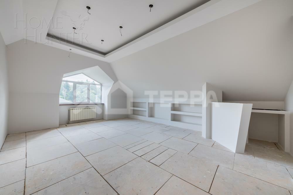 2-этажный коттедж 1 000 м² с отделкой