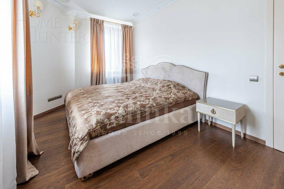 2-этажный коттедж 400 м² с отделкой