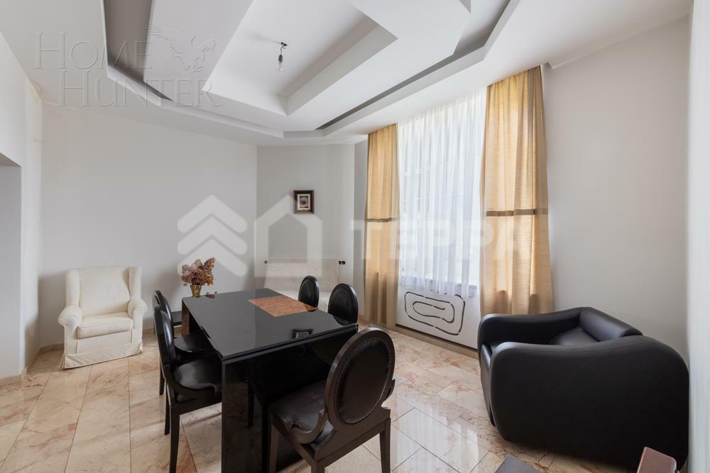 2-этажный коттедж 1 000 м² с отделкой