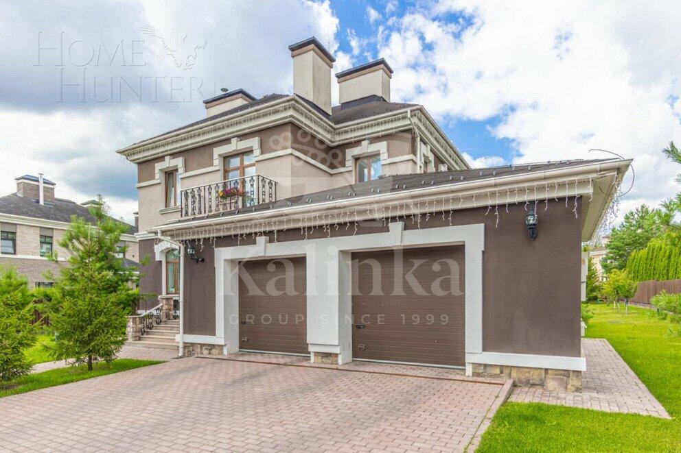 2-этажный коттедж 400 м² с отделкой