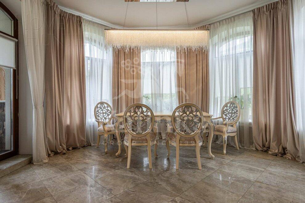 2-этажный коттедж 400 м² с отделкой