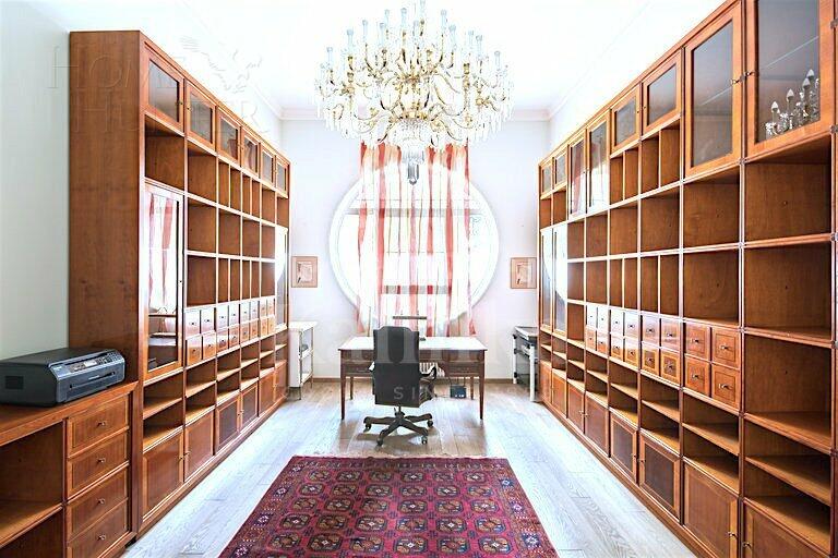 2-этажный коттедж 850 м² с отделкой