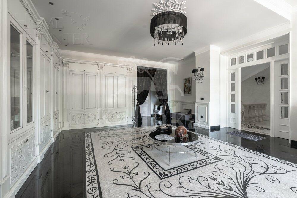 3-этажный коттедж 2 500 м² с отделкой