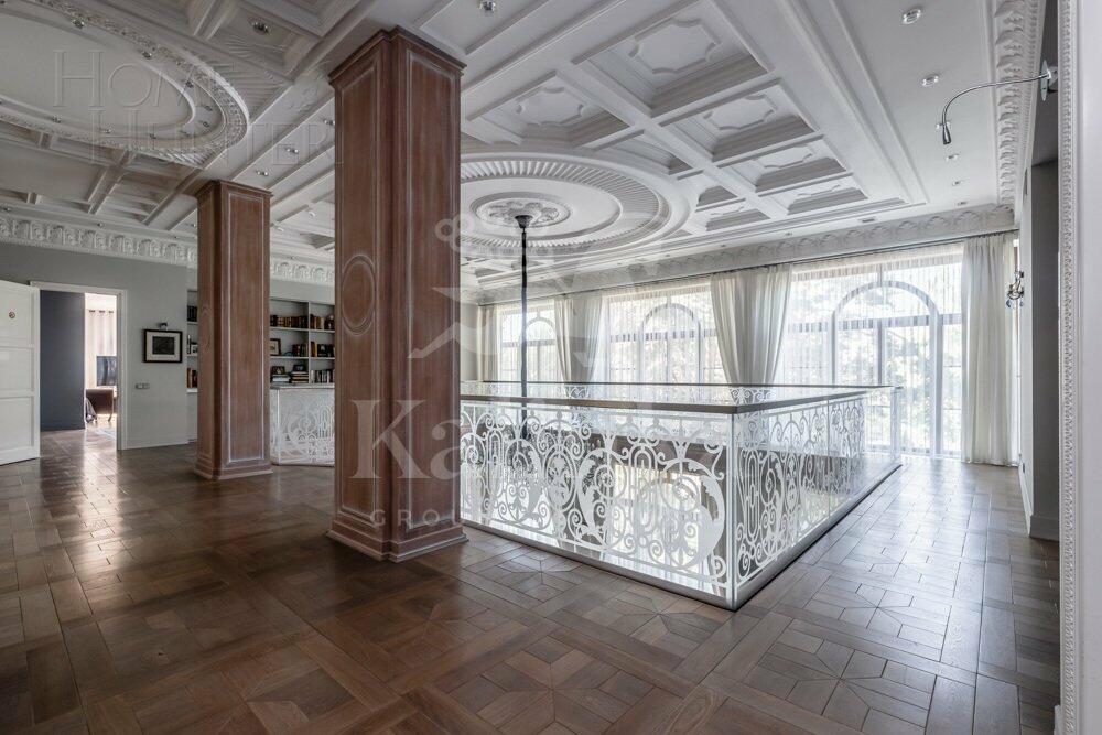 3-этажный коттедж 2 500 м² с отделкой