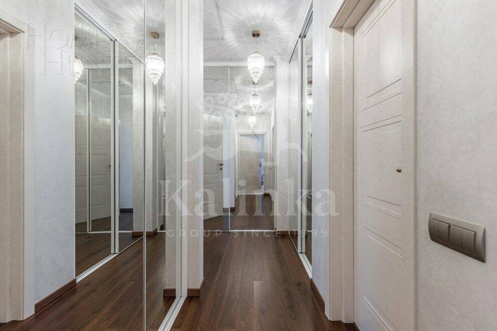 2-этажный коттедж 400 м² с отделкой