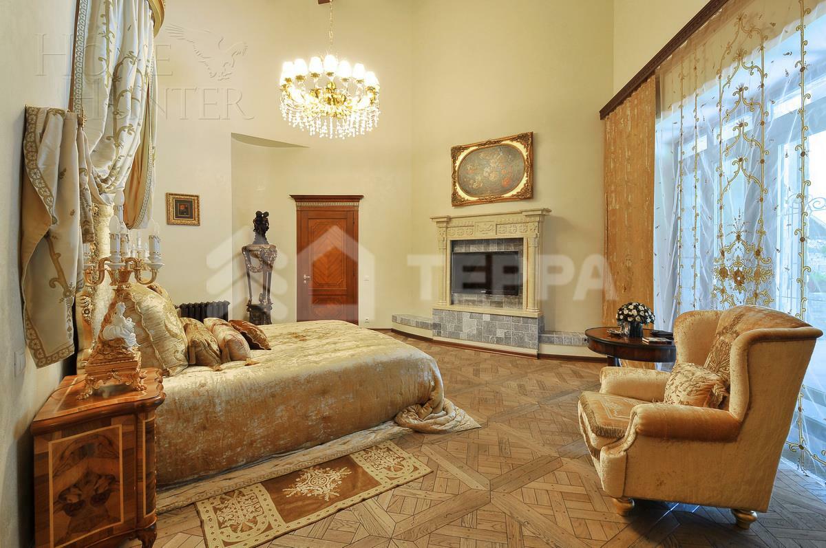 3-этажный коттедж 555 м² с отделкой