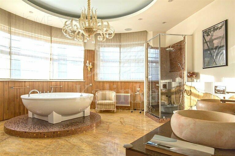 2-этажный коттедж 850 м² с отделкой