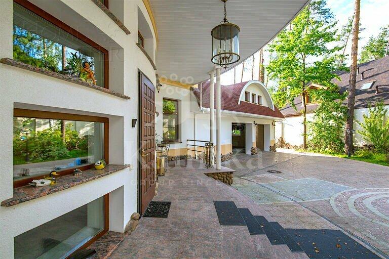 2-этажный коттедж 850 м² с отделкой