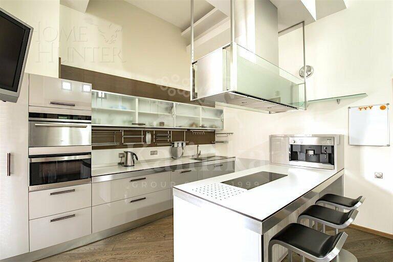 2-этажный коттедж 850 м² с отделкой