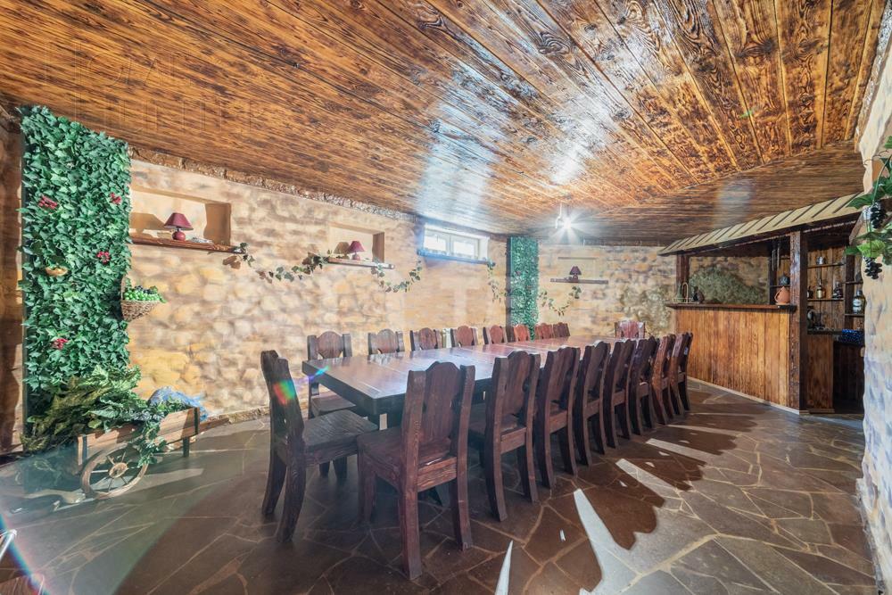 2-этажный коттедж 1 000 м² с отделкой