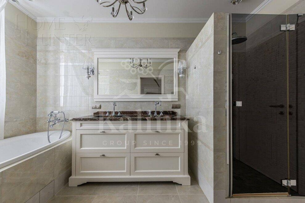 2-этажный коттедж 400 м² с отделкой