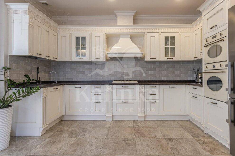 2-этажный коттедж 400 м² с отделкой