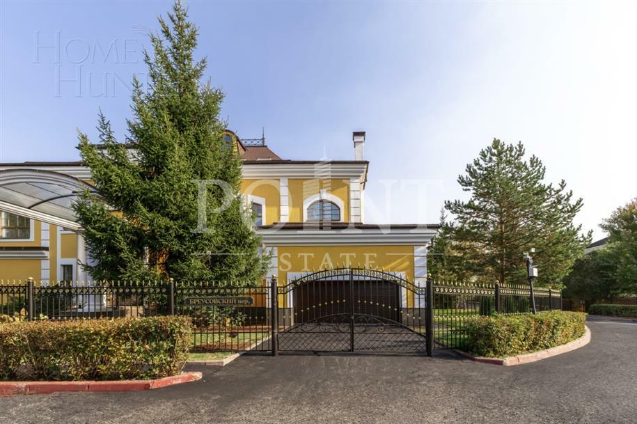 2-этажный коттедж 850 м² без отделки