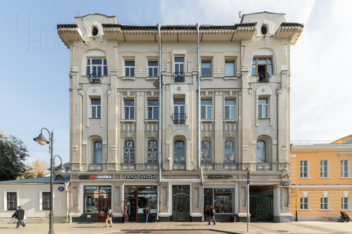 6-КОМН. КВАРТИРА С ОТДЕЛКОЙ 227 М² НА 2 ЭТАЖЕ