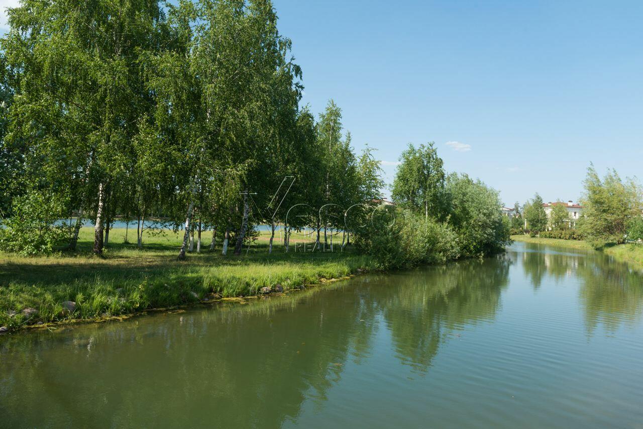 2-этажный коттедж 680 м² без отделки