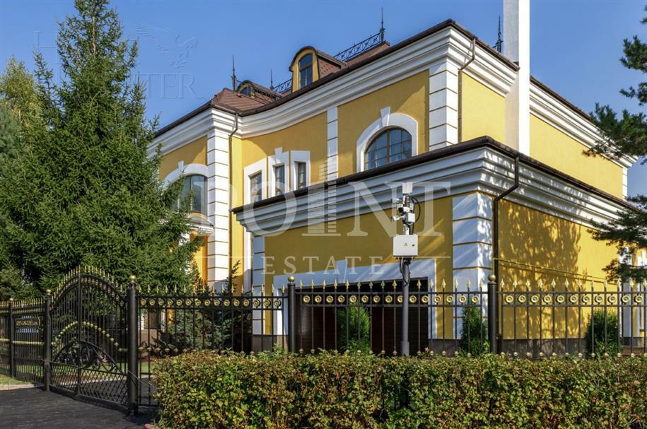 2-этажный коттедж 850 м² без отделки