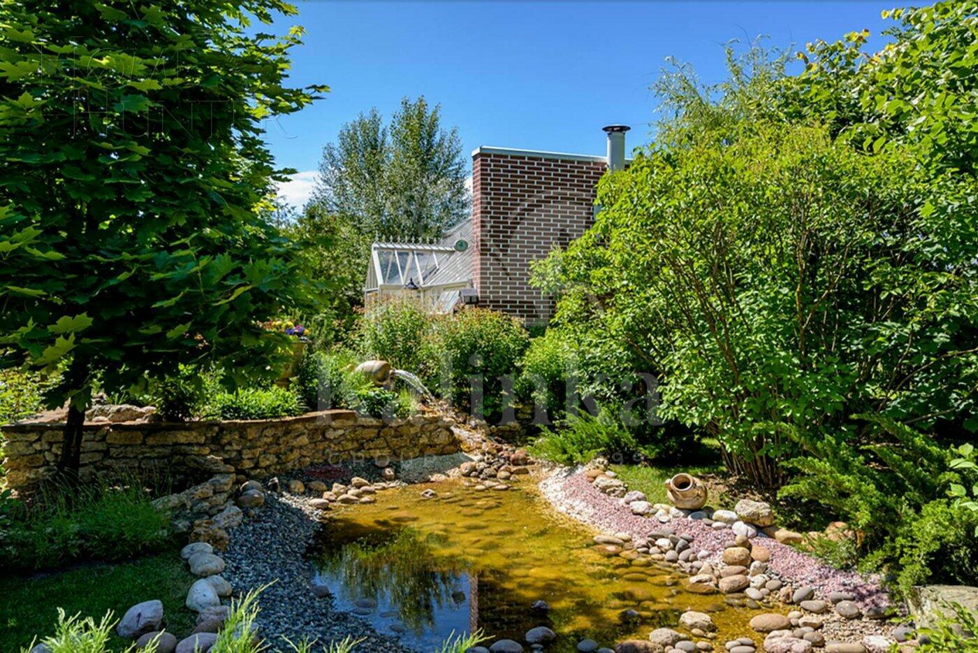 2-этажный коттедж 1 200 м² с отделкой