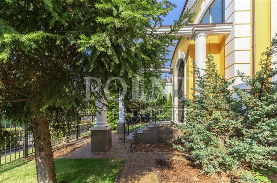 2-этажный коттедж 850 м² без отделки